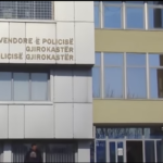 Ndërtimi në Këlcyrë, shkarkime dhe përjashtime nga Policia e Gjirokastrës (Emrat)
