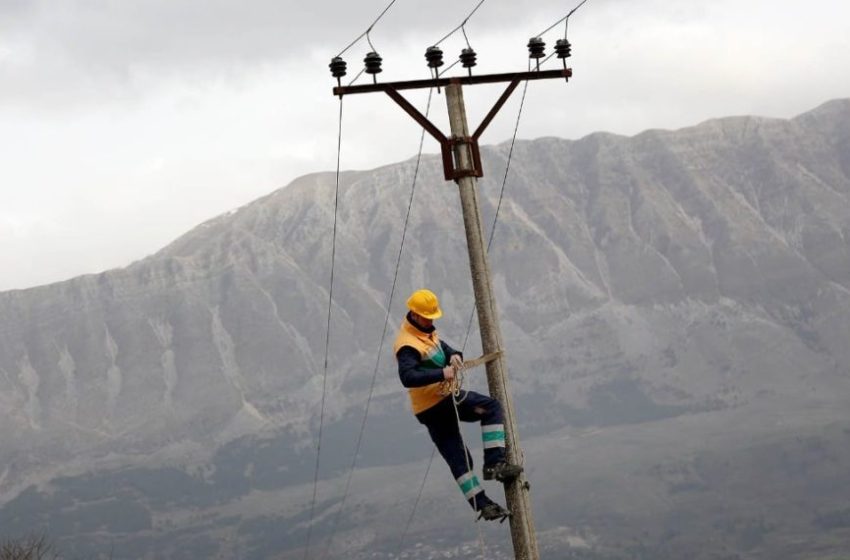 Moti i keq, zonat pa energji elektrike në qarkun Gjirokastër