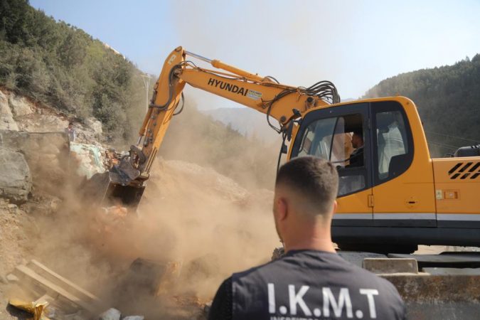 Pllakos kriza në Gjirokastër, qeveria nuk po gjen më as drejtorë, kreu i ri i IKMT vjen nga Tirana